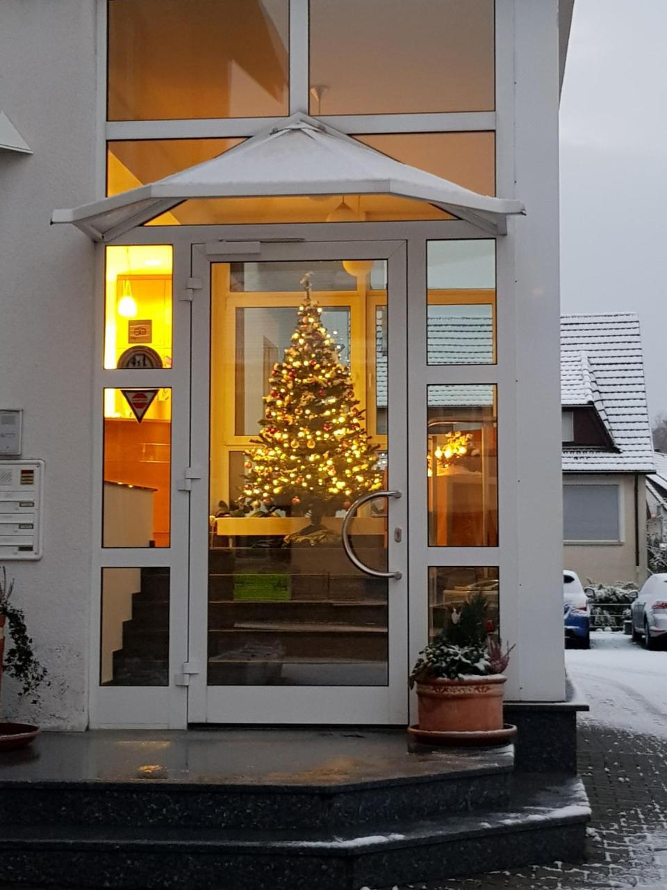 Zur Eisenbahn 3* Renningen